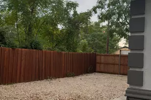 306 Broadmoor, Arlington, TX 76010 - Photo 11