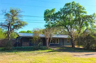135 Elm St, Palo Pinto, TX 76484 - Photo 1