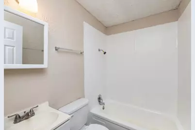 1037 E Tucker Street #102, Fort Worth, TX 76104 - Photo 11