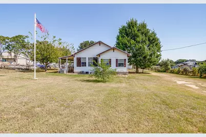 1035 Summit Drive, Springtown, TX 76082 - Photo 7