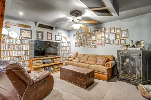 1035 Summit Dr, Springtown, TX 76082 - Photo 23