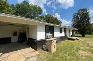 205 Gammage St, Elkhart, TX 75839 - Photo 3