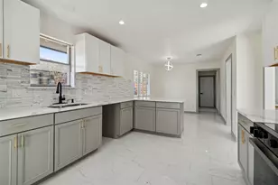 2325 Regal Rd, Plano, TX 75075 - Photo 15