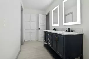 2325 Regal Rd, Plano, TX 75075 - Photo 31