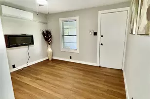 319 Lowe St, Palestine, TX 75803 - Photo 19