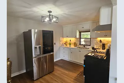 319 Lowe Street, Palestine, TX 75803 - Photo 15