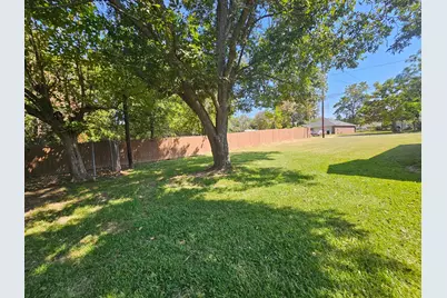 319 Lowe Street, Palestine, TX 75803 - Photo 29