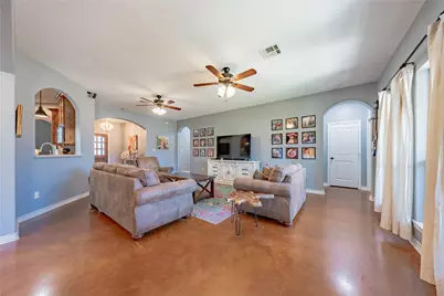 3597 Pedernales, Athens, TX 75752 - Photo 3