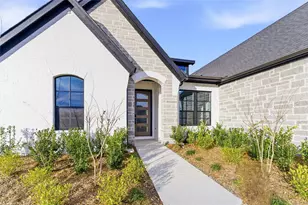 1430 Julian Dr, Van Alstyne, TX 75495 - Photo 5