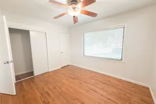 10804 Dunaway Dr, Dallas, TX 75228 - Photo 29