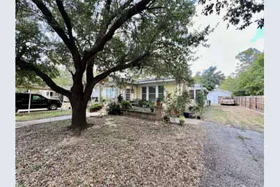 709 S Seaman Street, Eastland, TX 76448 - Photo 3