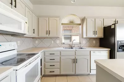 2680 Silver Hill Drive, Fort Worth, TX 76131 - Photo 19