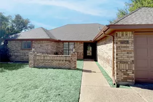 7716 Harmony Dr, Fort Worth, TX 76133 - Photo 3