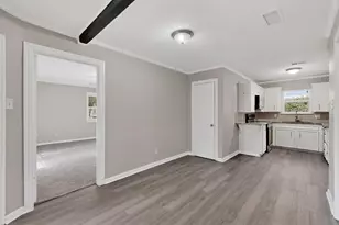 7713 Deaver Dr, North Richland Hills, TX 76180 - Photo 9