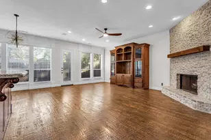 7129 Stone Villa Cir, North Richland Hills, TX 76182 - Photo 9