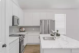 1301 S Bells Ave, Denison, TX 75020 - Photo 9