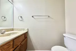 3051 Olympia Dr, Denton, TX 76209 - Photo 3