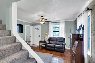 113 E Criddle St, Waxahachie, TX 75165 - Photo 13