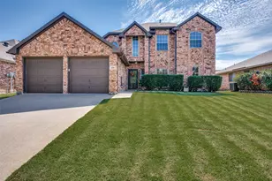 305 Ravenna Rd, Lake Dallas, TX 75065 - Photo 3