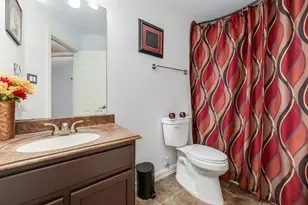 305 Ravenna Rd, Lake Dallas, TX 75065 - Photo 17