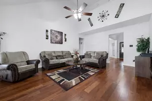 305 Ravenna Rd, Lake Dallas, TX 75065 - Photo 13