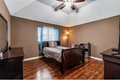 305 Ravenna Road, Lake Dallas, TX 75065 - Photo 17