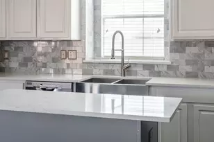 10300 Donley Dr, Irving, TX 75063 - Photo 13