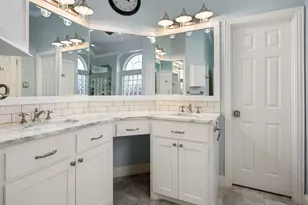 10300 Donley Dr, Irving, TX 75063 - Photo 17