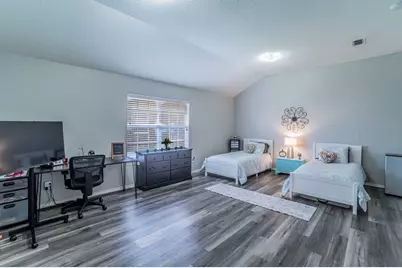 6405 Redstone Drive, Arlington, TX 76001 - Photo 9