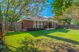 6405 Redstone Dr, Arlington, TX 76001 - Photo 21