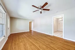 1706 W College St, Sherman, TX 75092 - Photo 7