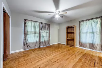 1706 W College Street, Sherman, TX 75092 - Photo 19