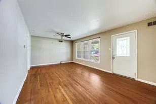 1706 W College St, Sherman, TX 75092 - Photo 5