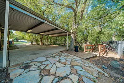 2811 Burlwood Drive, Dalworthington Gardens, TX 76016 - Photo 31