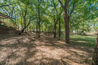 2811 Burlwood Drive, Dalworthington Gardens, TX 76016 - Photo 39