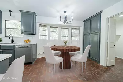 2811 Burlwood Drive, Dalworthington Gardens, TX 76016 - Photo 9