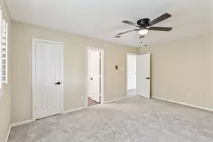 7011 Gunston Ln, Arlington, TX 76017 - Photo 33