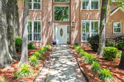 7011 Gunston Lane, Arlington, TX 76017 - Photo 5