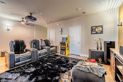 2841 Troutt Drive, Carrollton, TX 75010 - Photo 31