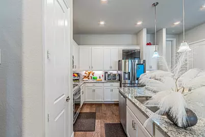 2841 Troutt Drive, Carrollton, TX 75010 - Photo 13