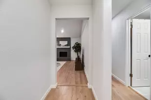 6725 Greenacres Dr, North Richland Hills, TX 76182 - Photo 7