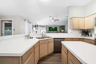 106 Stanbury Street, Mansfield, TX 76063 - Photo 9