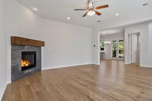 516 Renaissance Ln, Irving, TX 75060 - Photo 9