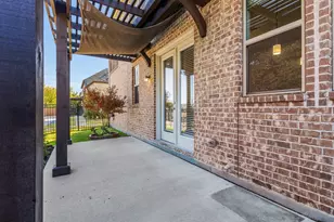 516 Renaissance Ln, Irving, TX 75060 - Photo 27