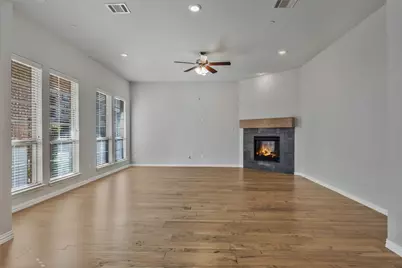 516 Renaissance Lane, Irving, TX 75060 - Photo 7