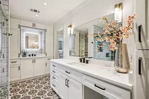 9406 Mill Hollow Dr, Dallas, TX 75243 - Photo 23