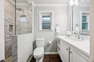 9406 Mill Hollow Dr, Dallas, TX 75243 - Photo 27