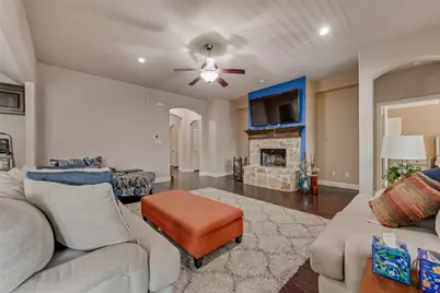 202 Debbie Way, Red Oak, TX 75154 - Photo 11