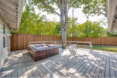 8543 Glencrest Lane, Dallas, TX 75209 - Photo 23