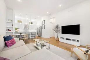 1727 Caddo St, Dallas, TX 75204 - Photo 9